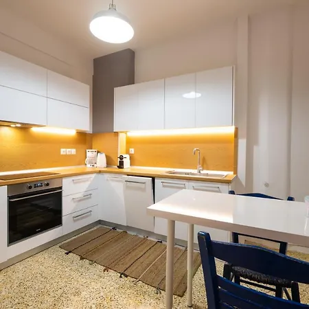 Ikos Spacious * Салоники